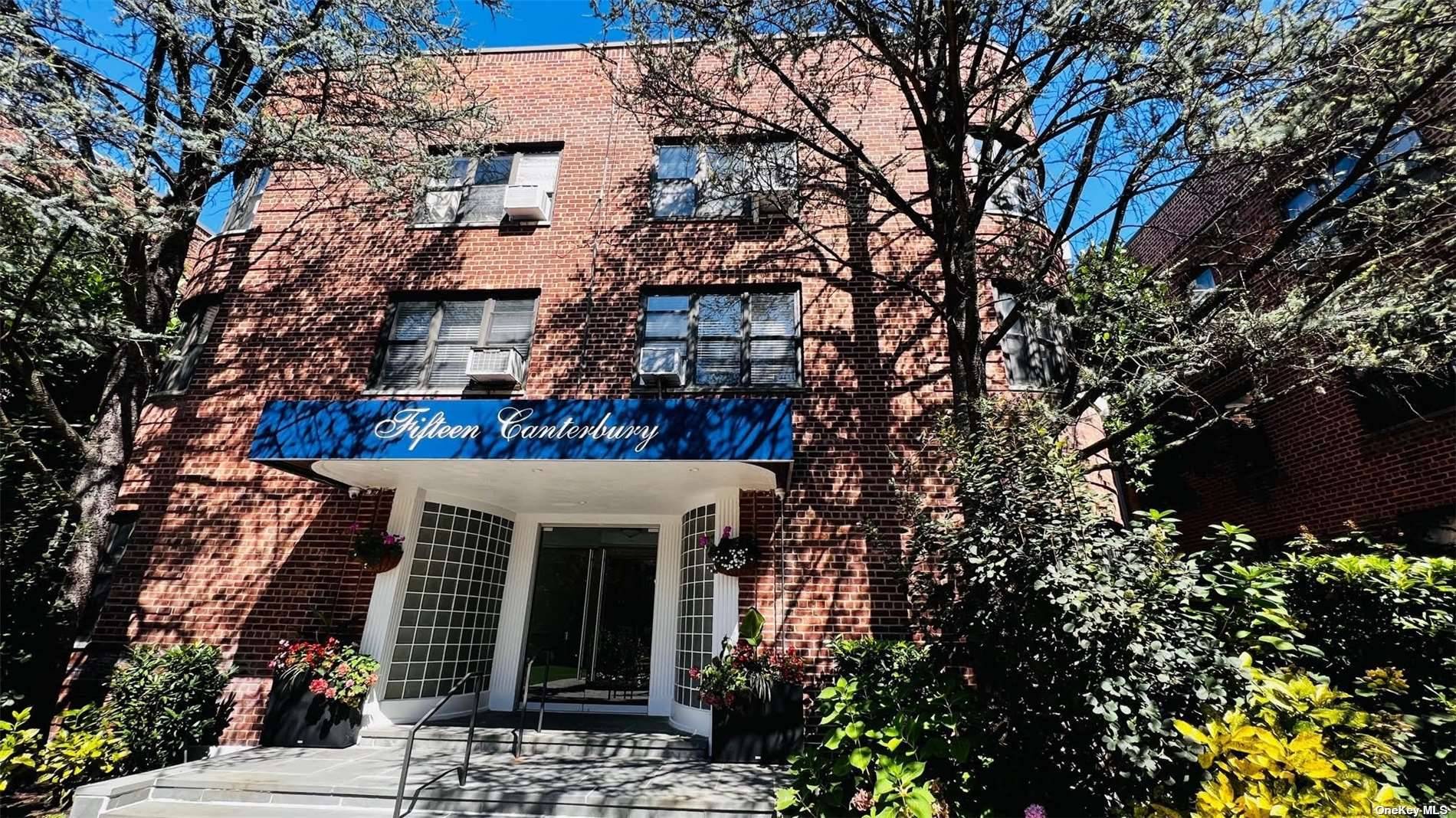 Very well maintained Co op for sale !