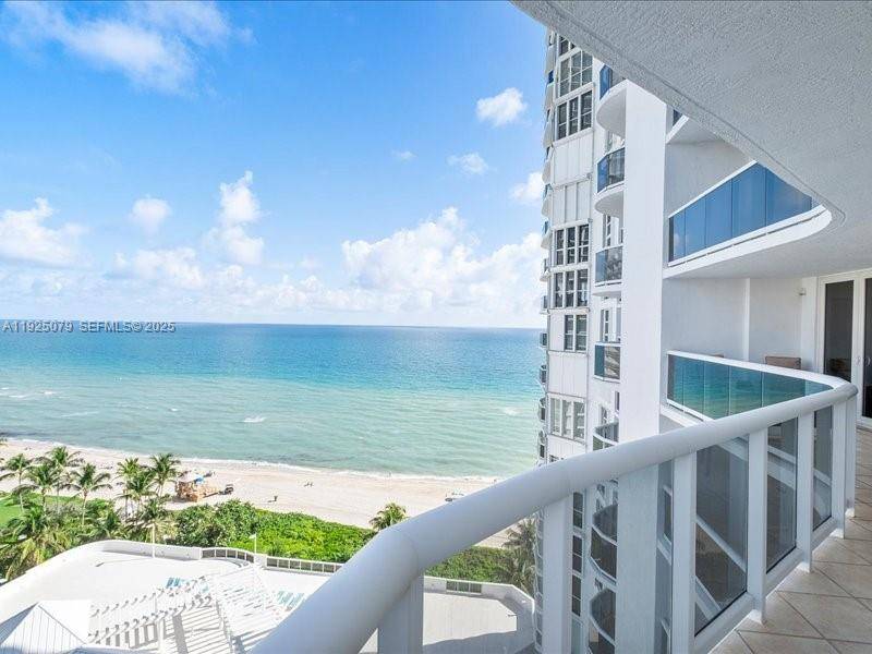 Live oceanfront at Sandpointe in North Miami Sunny Isles Beach.