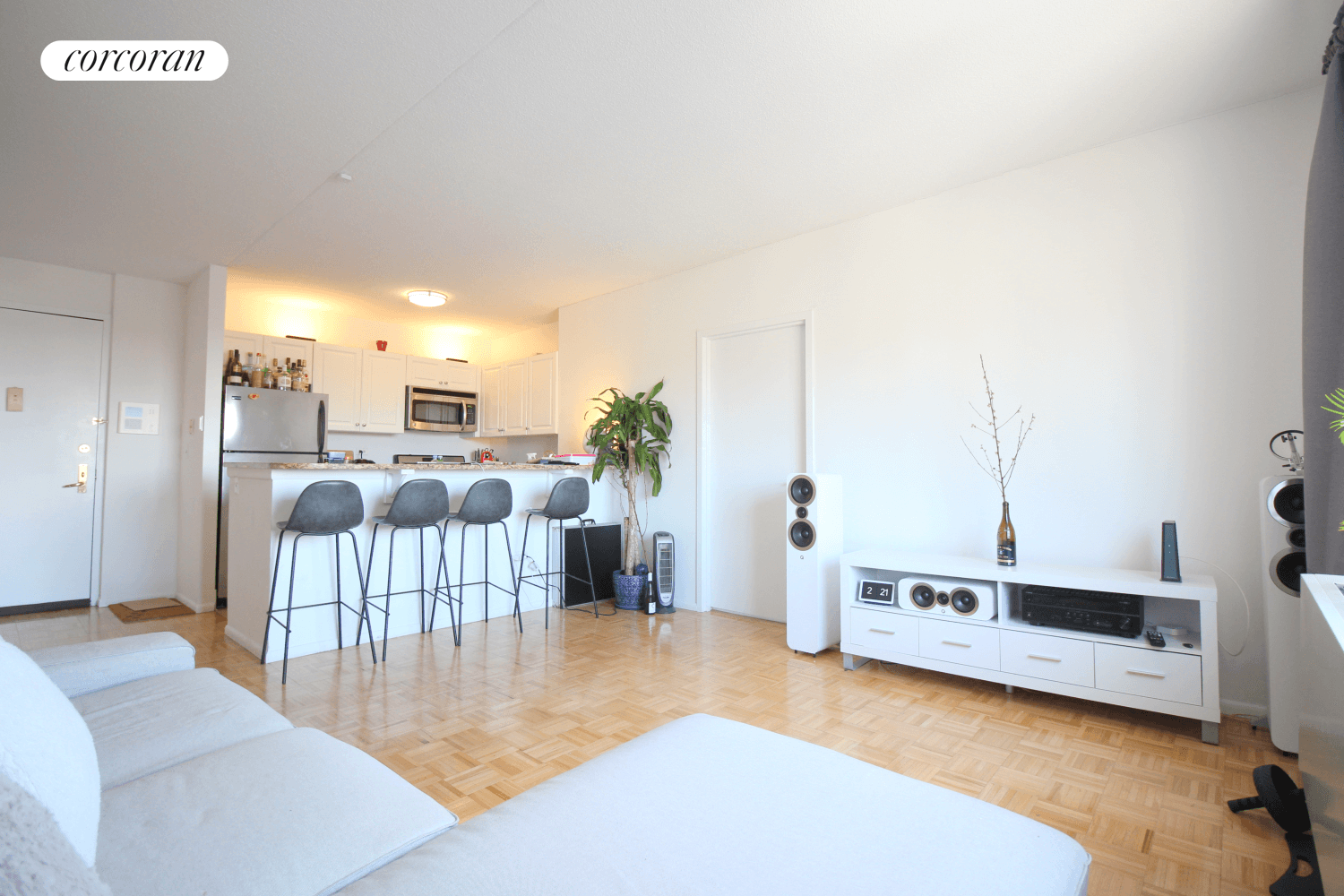 Actual view shown ! Located in Chelsea ; this home is a large true 2 bedroom apartment situated in a 24 hour attended lobby building with laundry, fitness center, and ...