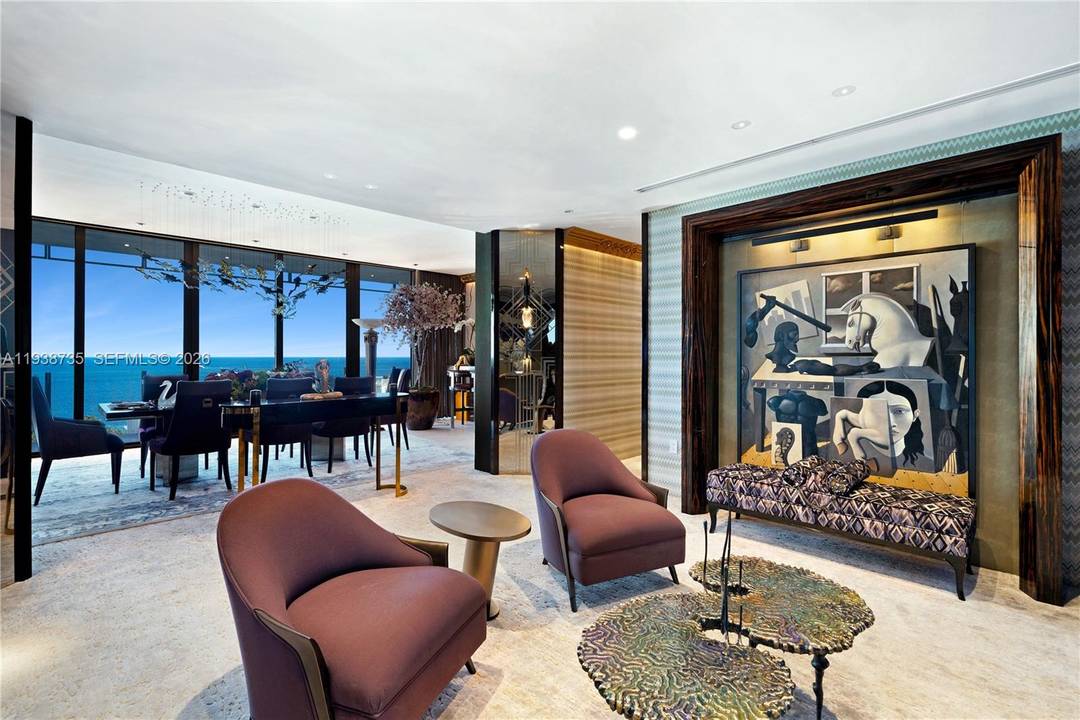 Suspended between ocean and sky in Miami Beach s coveted South of Fifth, GLASS is a rare boutique tower offering just ten full floor residences.