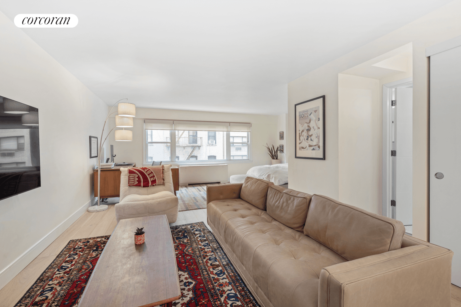 Welcome to your recently renovated alcove studio in the heart of the Upper East Side.