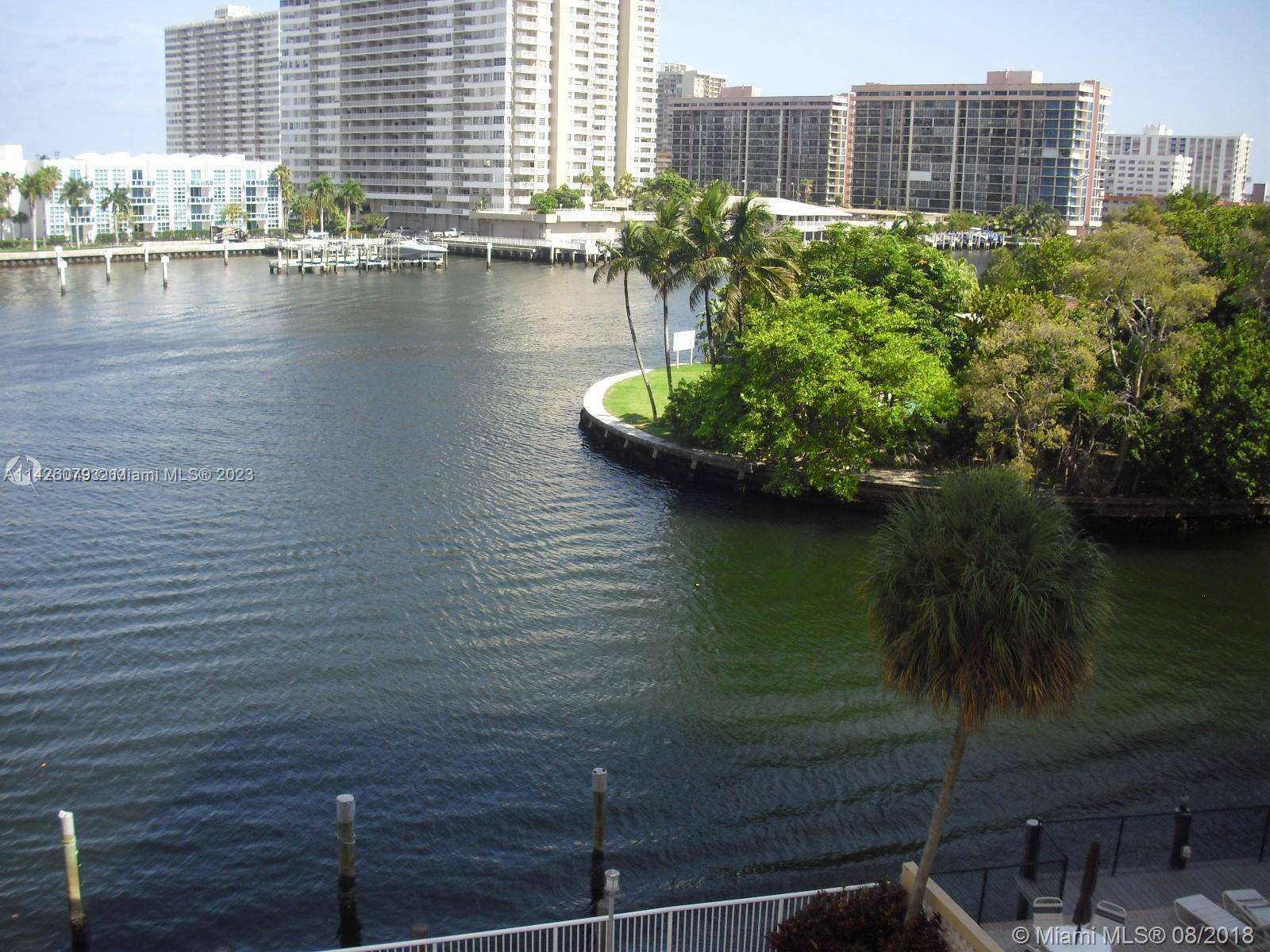 Large corner 3 2 condo unit with beautiful water view on ocean and intercoastal in Hallandale beach FL 33009 Apartment have wood floor in all bedrooms, new kitchen, renoved both ...