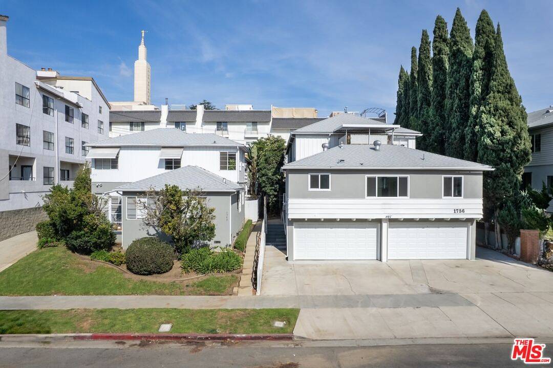 1754 Malcolm Ave 12BR Westwood La