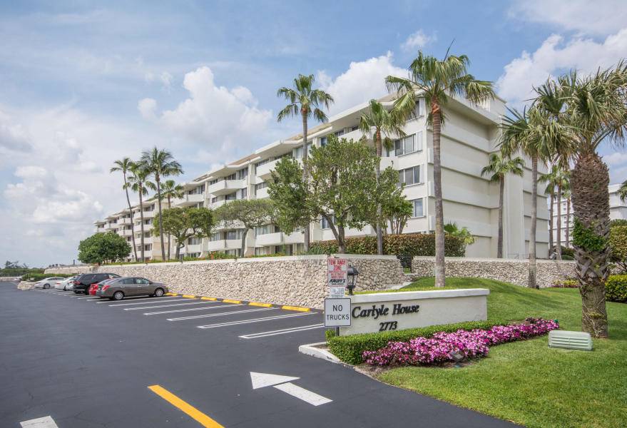 Bright spacious condo, completely renovated with a sleek, modern style.