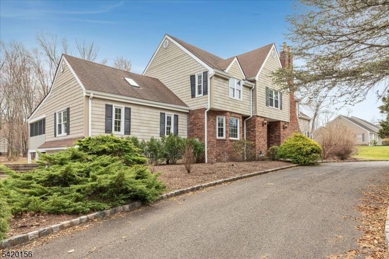 This spacious 4 bedroom, 2.