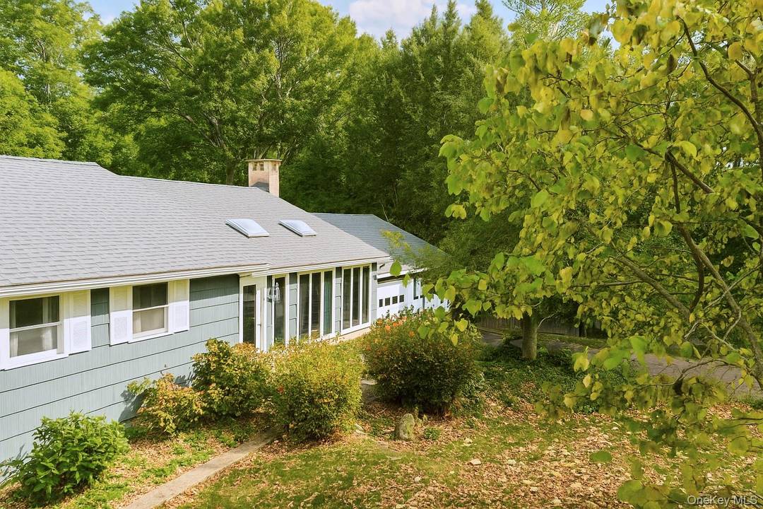 This 4 bedroom, 4 bathroom retreat blends everyday comfort with a touch of resort living.