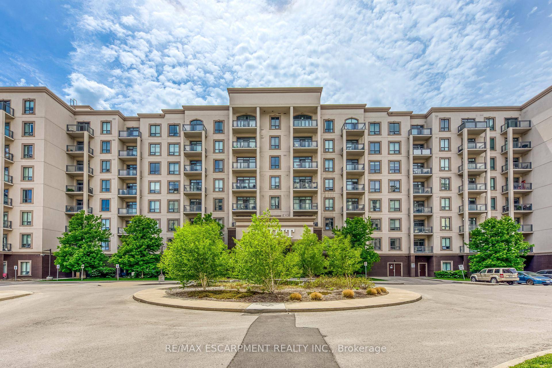 Luxury condo featuring a bright and spacious layout with stunning southwest views.