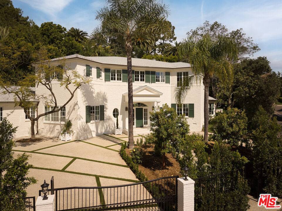 31 Oakmont Dr 6BR Brentwood La