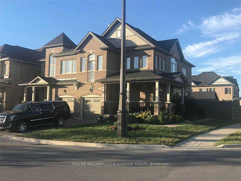 Stunning Kleinburg Paradise Homes 3 Bedroom Semi On Corner Lot !