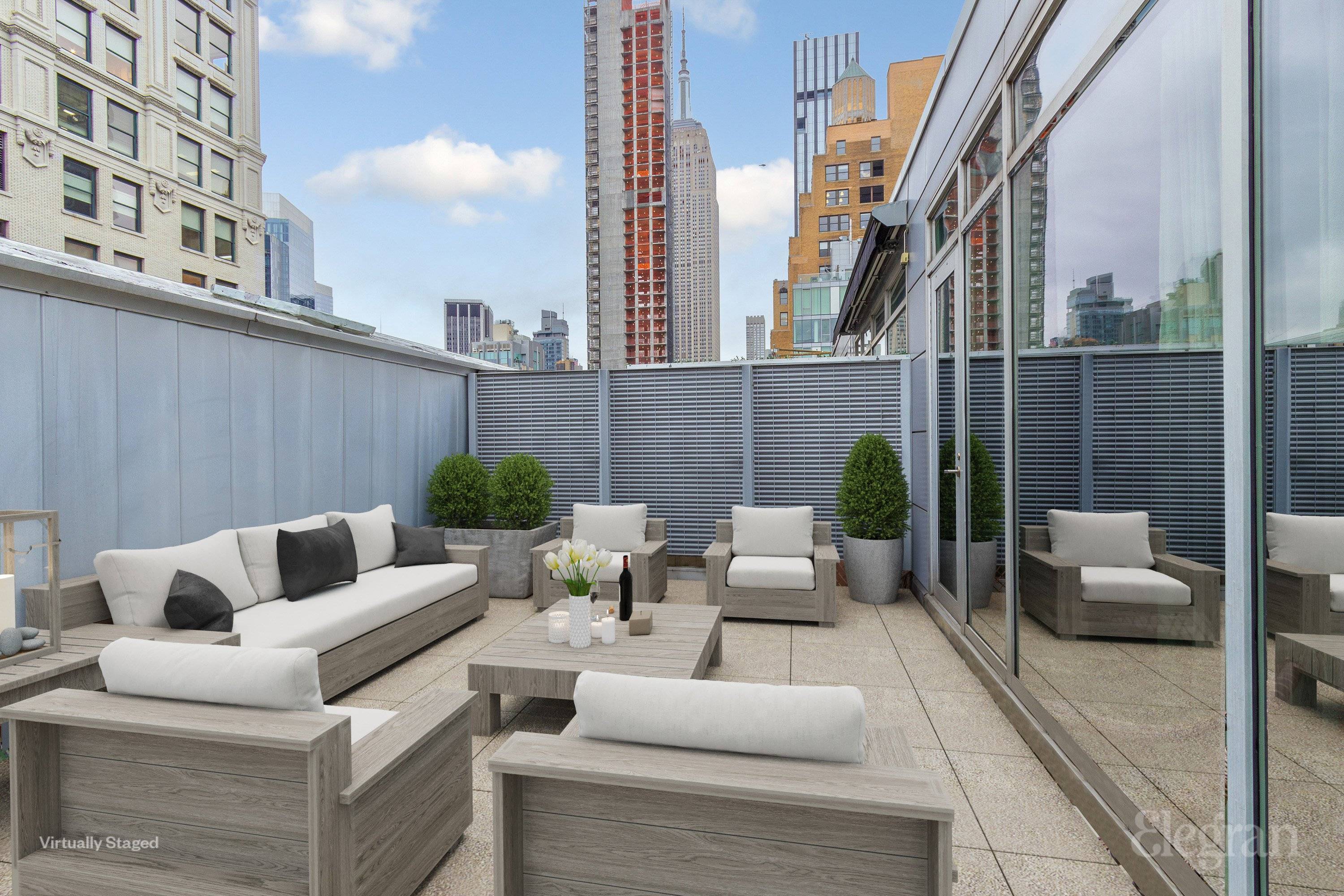 Luxe penthouse duplex at 225 5th Avenue !
