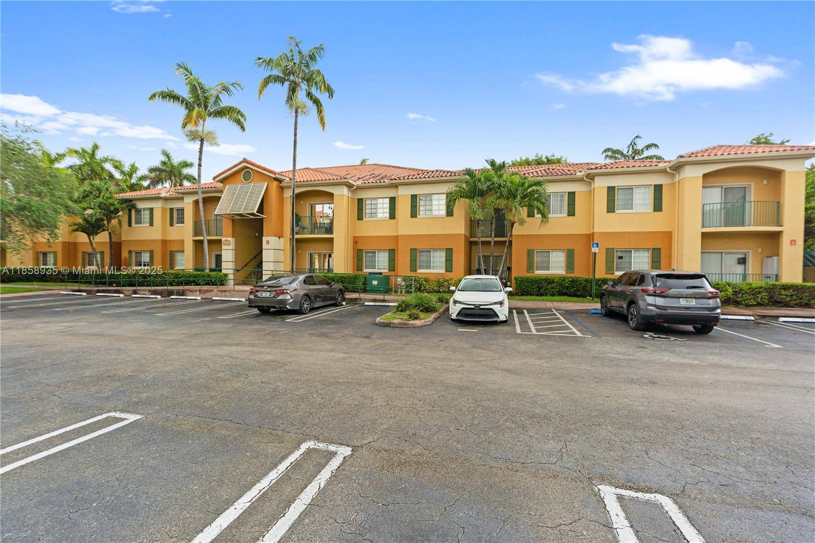 BEST DEAL IN DORAL ! 3 Bed 2 Bath Corner Unit in Gated Community.