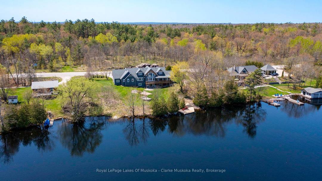 Welcome to 202 Whites Falls Road, a breathtaking waterfront retreat on Gloucester Pool, part of the renowned Trent Severn Waterway with access to Georgian Bay.