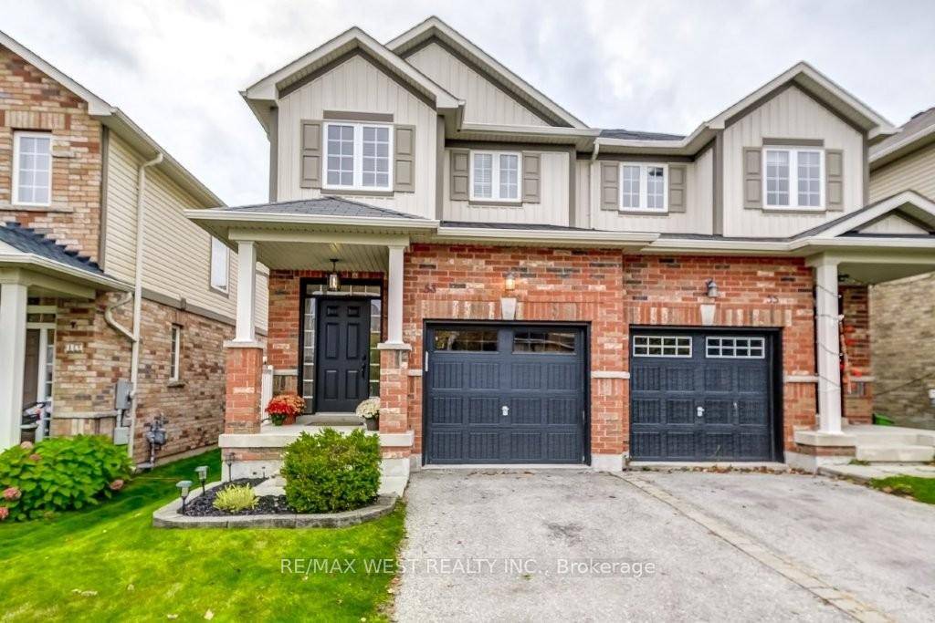 Stunning semi detached home located in one of the best pockets of Waterdown !