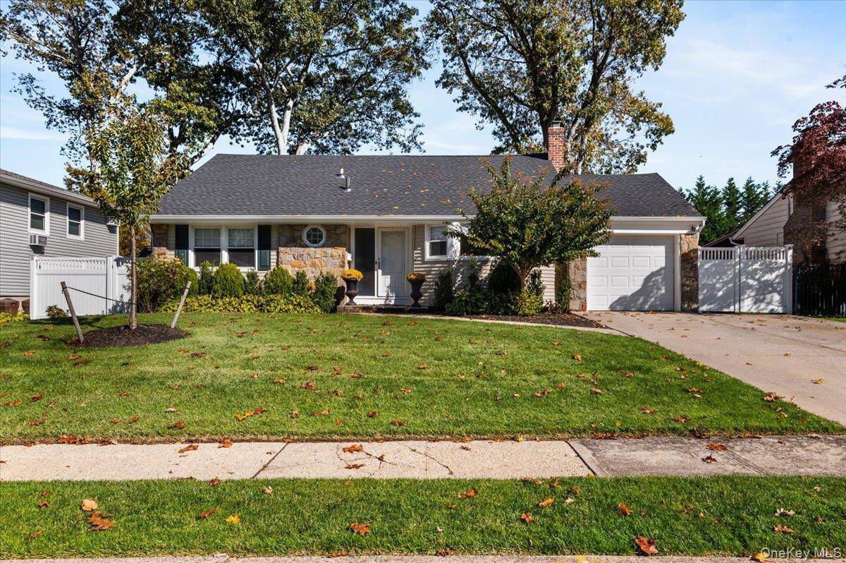 Welcome to 23 Mahan Rd in the highly sought after Seton Hills Section of Old Bethpage.