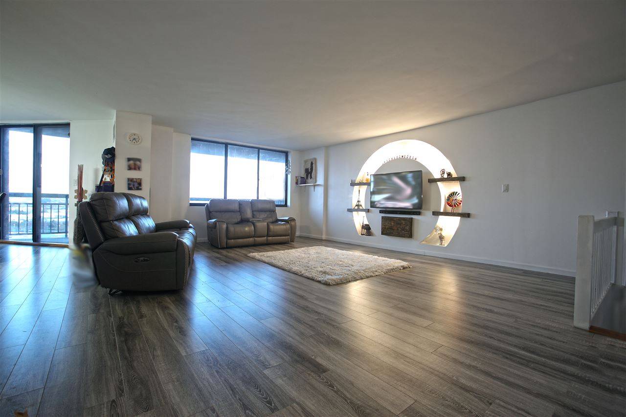 1203 HARMON COVE TOWER Condo New Jersey