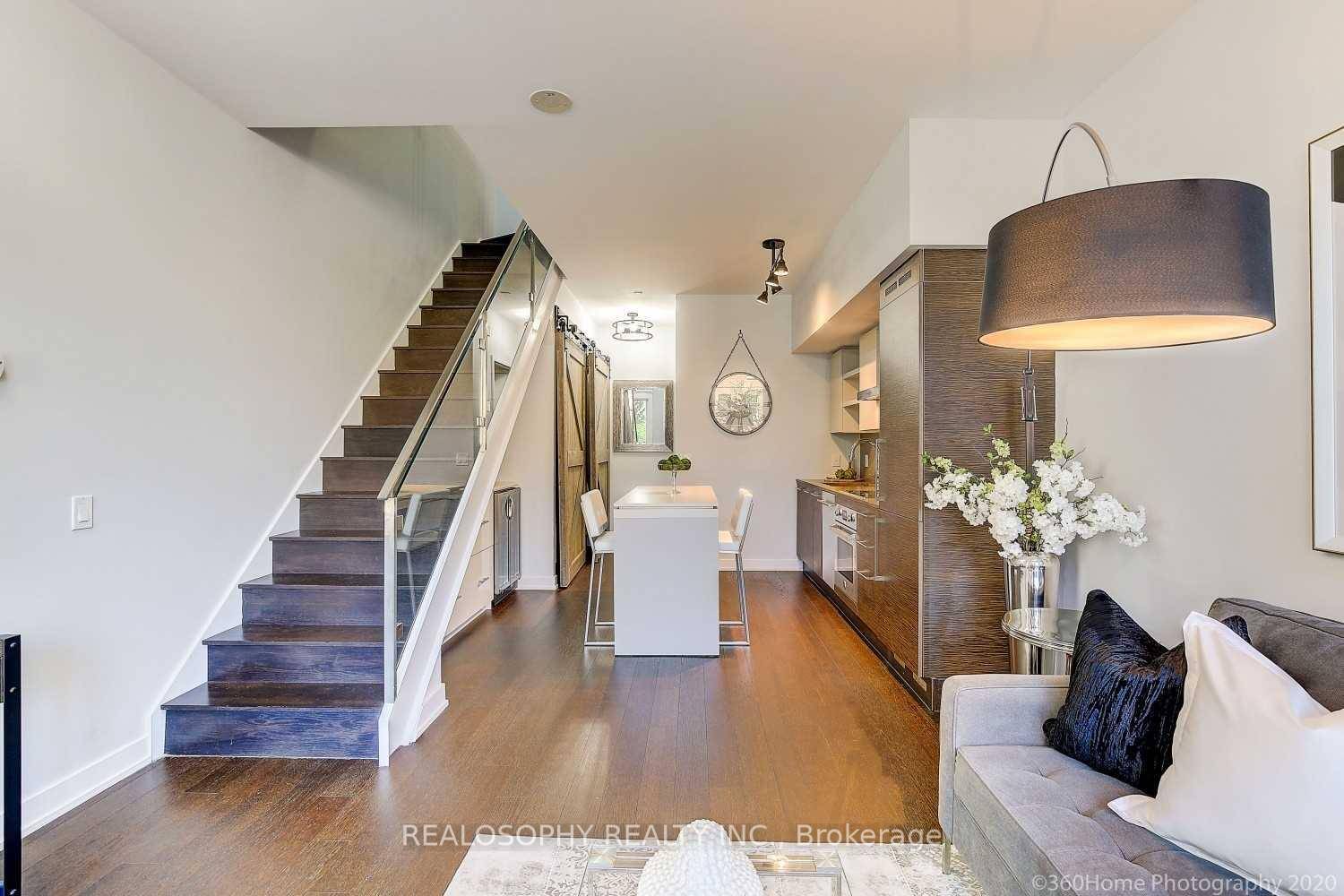 A Modern, 2 Storey Loft In King West.