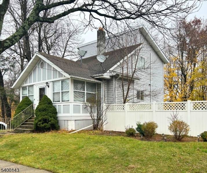 Welcome to 31 Washington Avenue a charming colonial offering comfort, convenience, and incredible outdoor living.