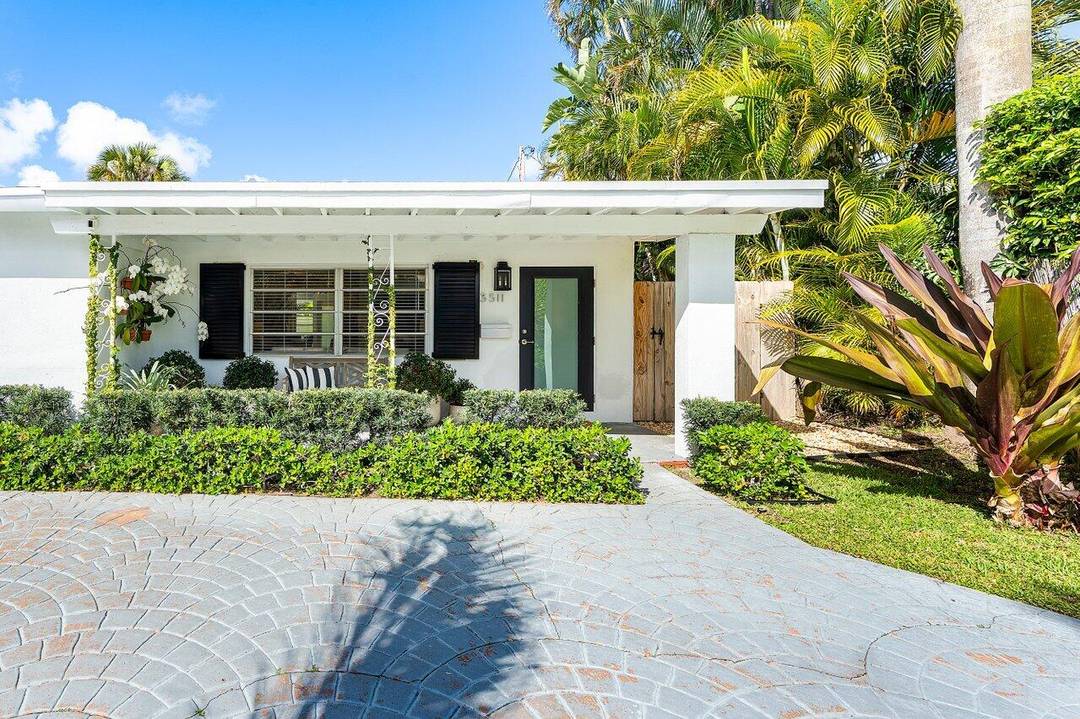 Well designed Mid Century 3BR 2BA home with a detached 1BR 1BA guest house in the Southland Park Historic District, just off Flagler Drive and seconds from the Intracoastal.