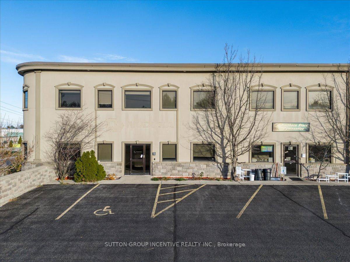 Unit 10 is a premium industrial office unit offering 6, 277 sq.