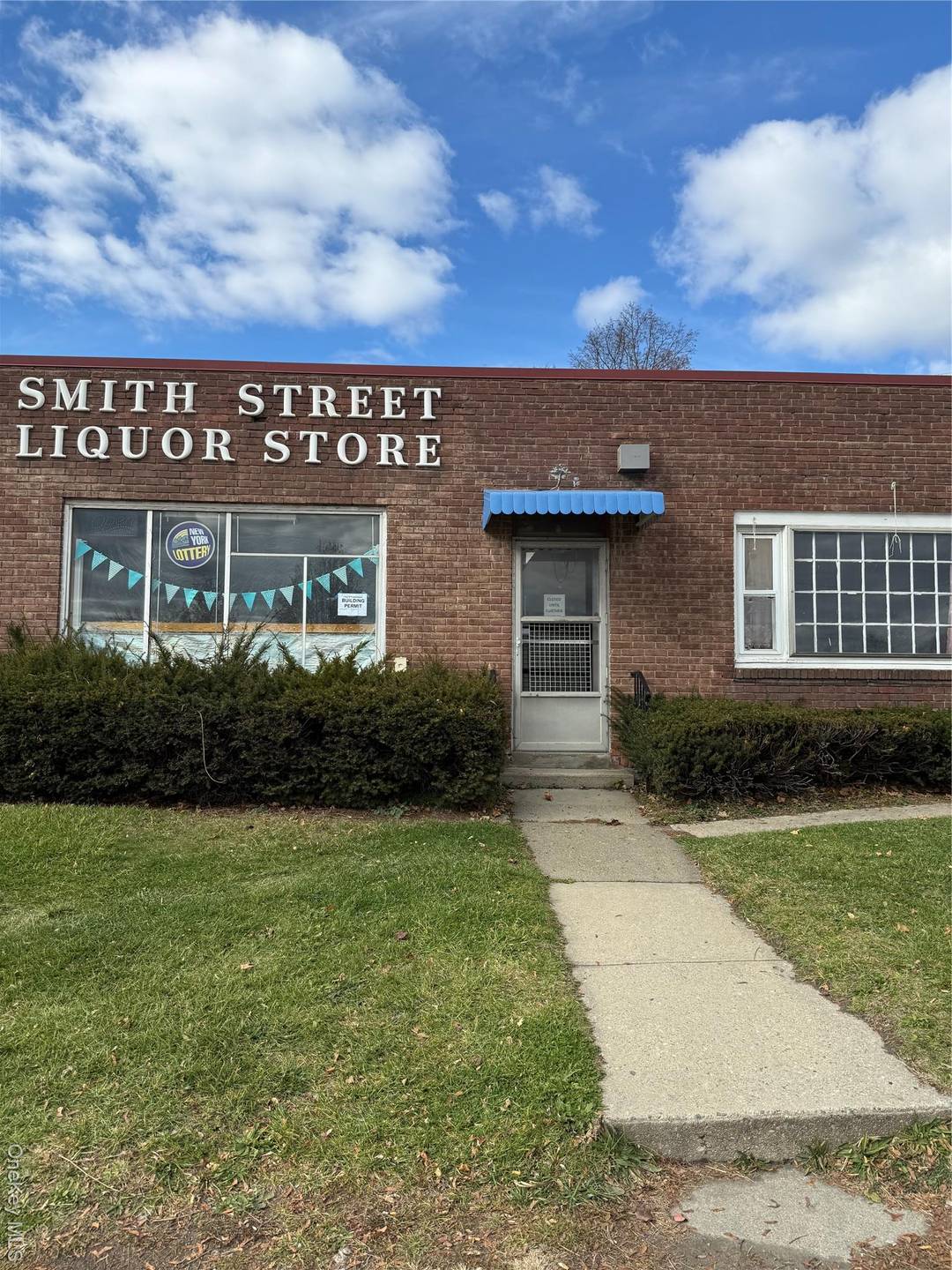 After having been closed for a number of years, the Smith St.