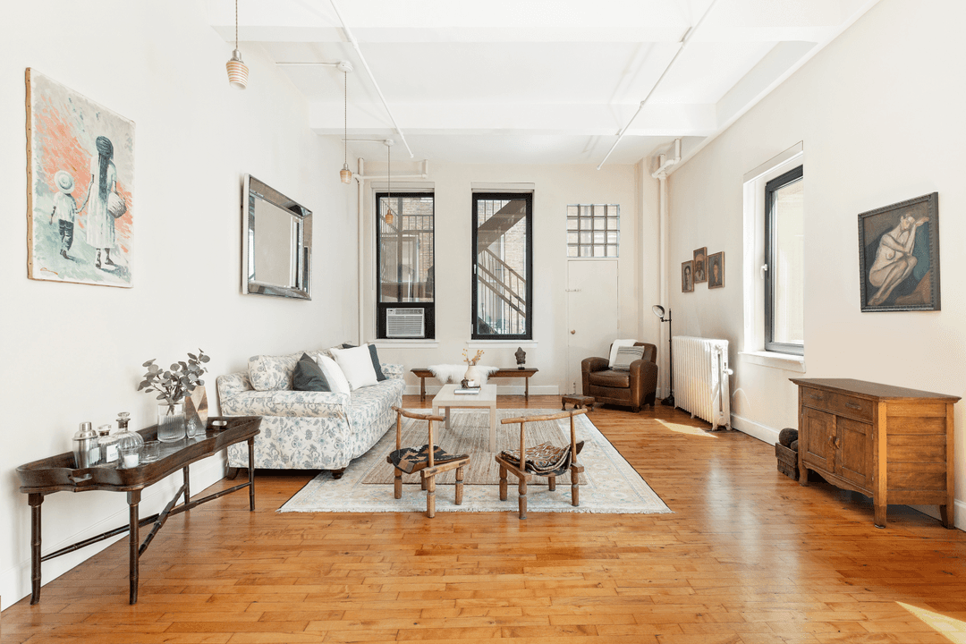 Meet residence 8B at 109 West 26th Street a boutique loft that can easily be converted to a 2 Bedroom, with timeless finishes at the nexus of Manhattan's most exciting ...