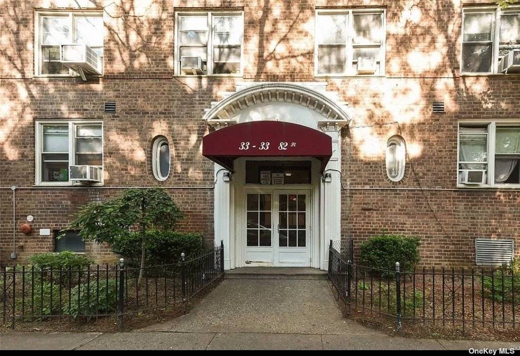 Welcome to this beautiful spacious 1 bedroom apartment located in the heart of Jackson Heights.