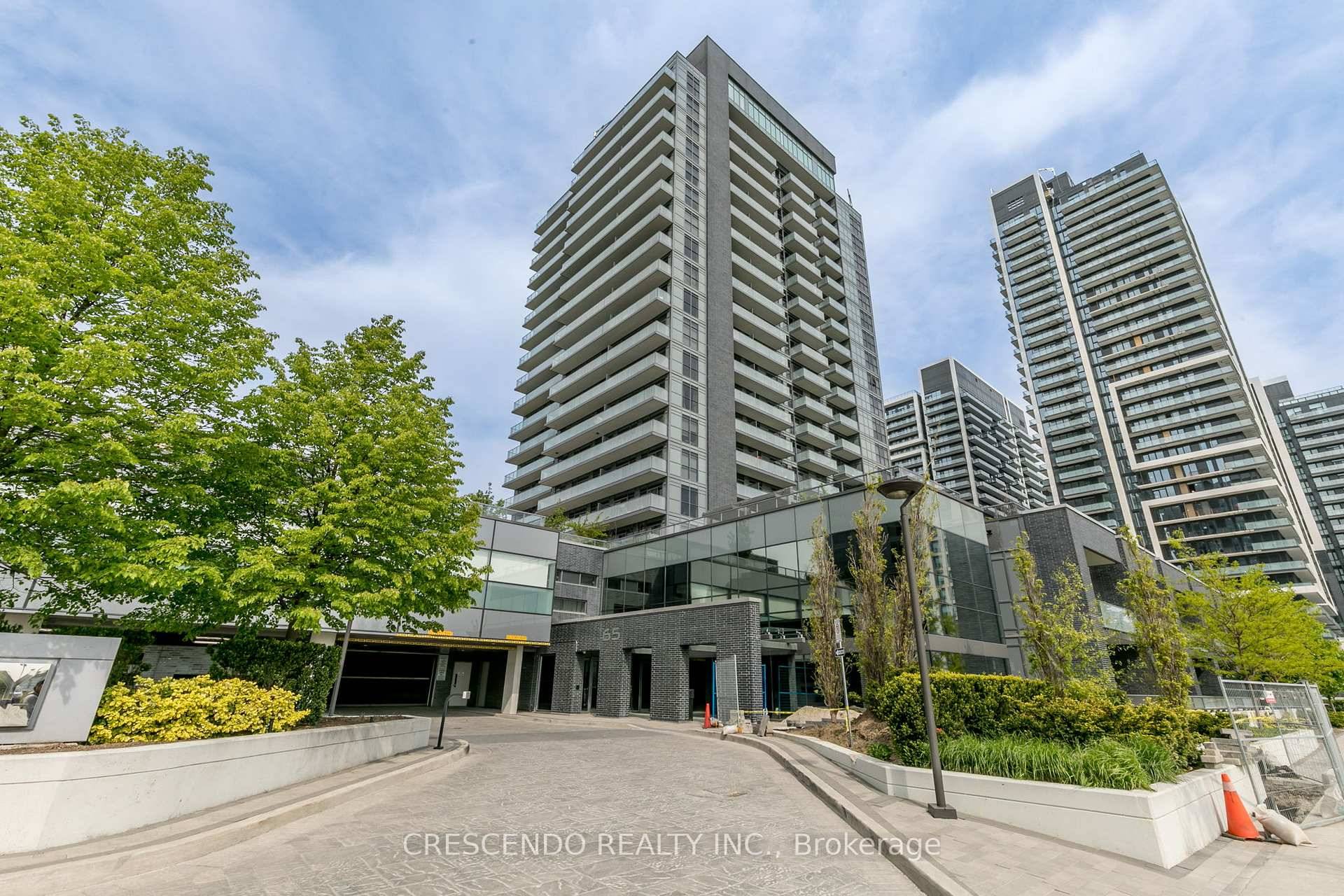 Gorgeous Sunlit South Facing Large 2 Bedroom Den Suite Now Available, With 2 Side by Side Parking Spaces At The Prestigious Skycity 2 Condos In Richmond Hill.