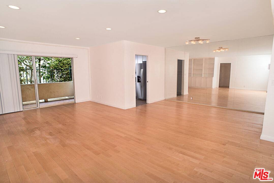 416 N Oakhurst DR 2.0 Beverly Hills Post Office | B.H.P.O. LA