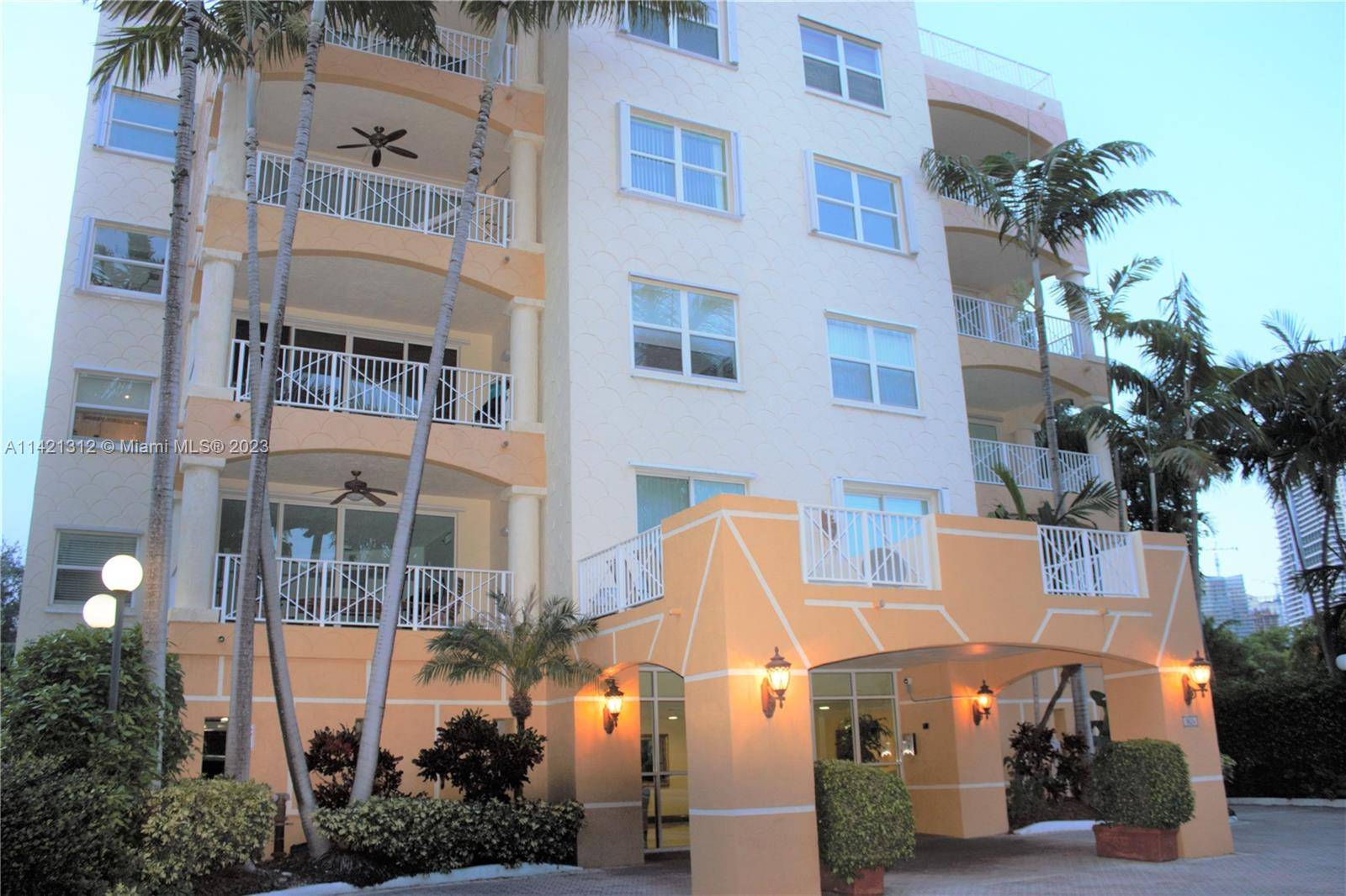 Beautiful 2 bedroom, 2 bathroom unit for rent on the strictly residential, low density section of Brickell Avenue.
