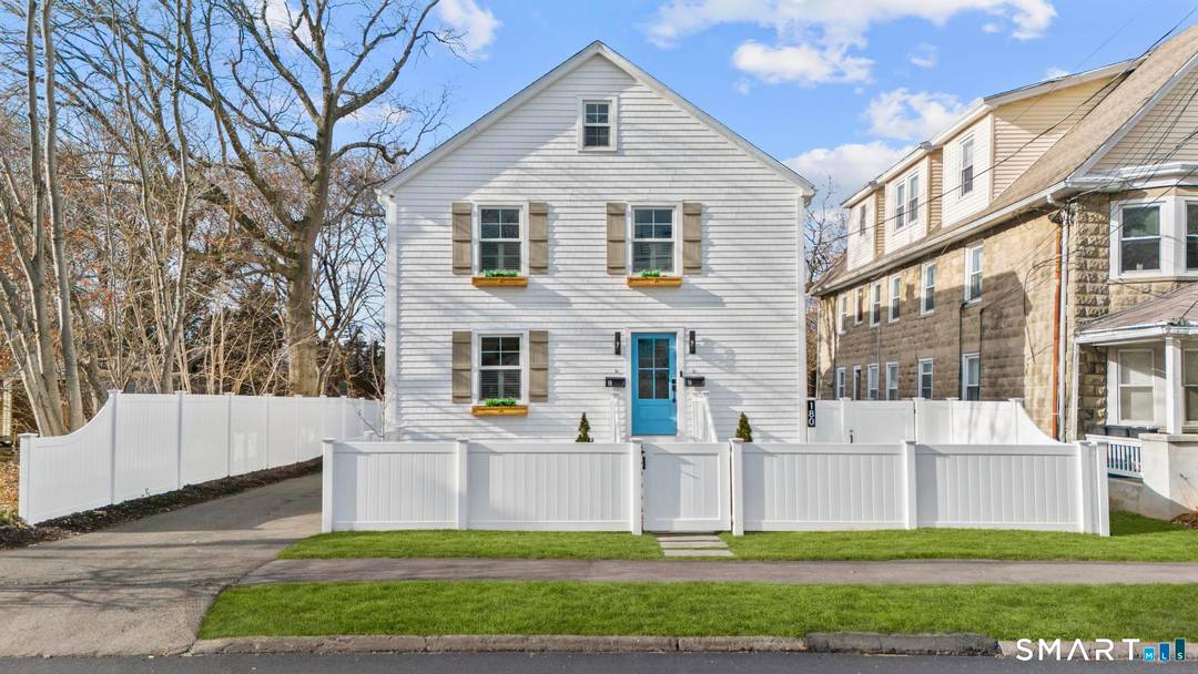 ACADEMIC 2028 2029 fully furnished rental.