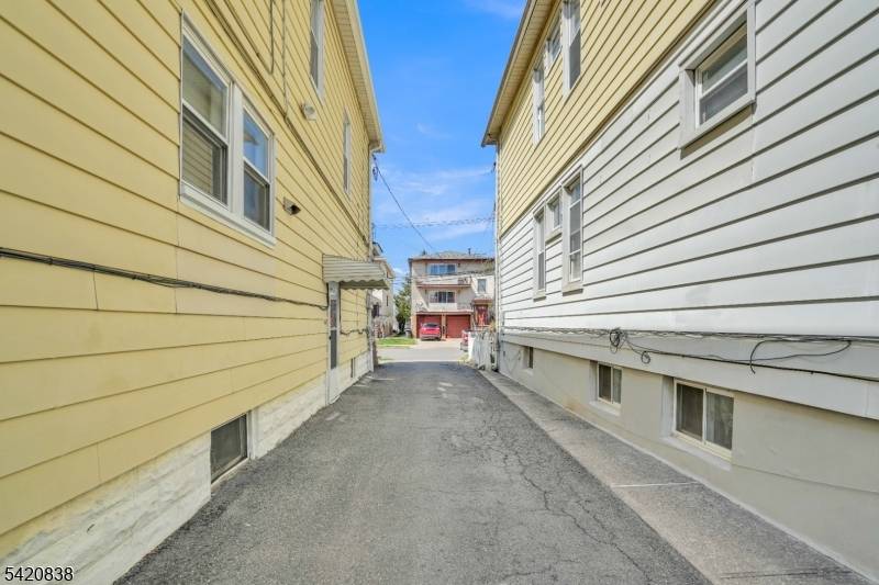 Vacant multi family in Elizabeth ?