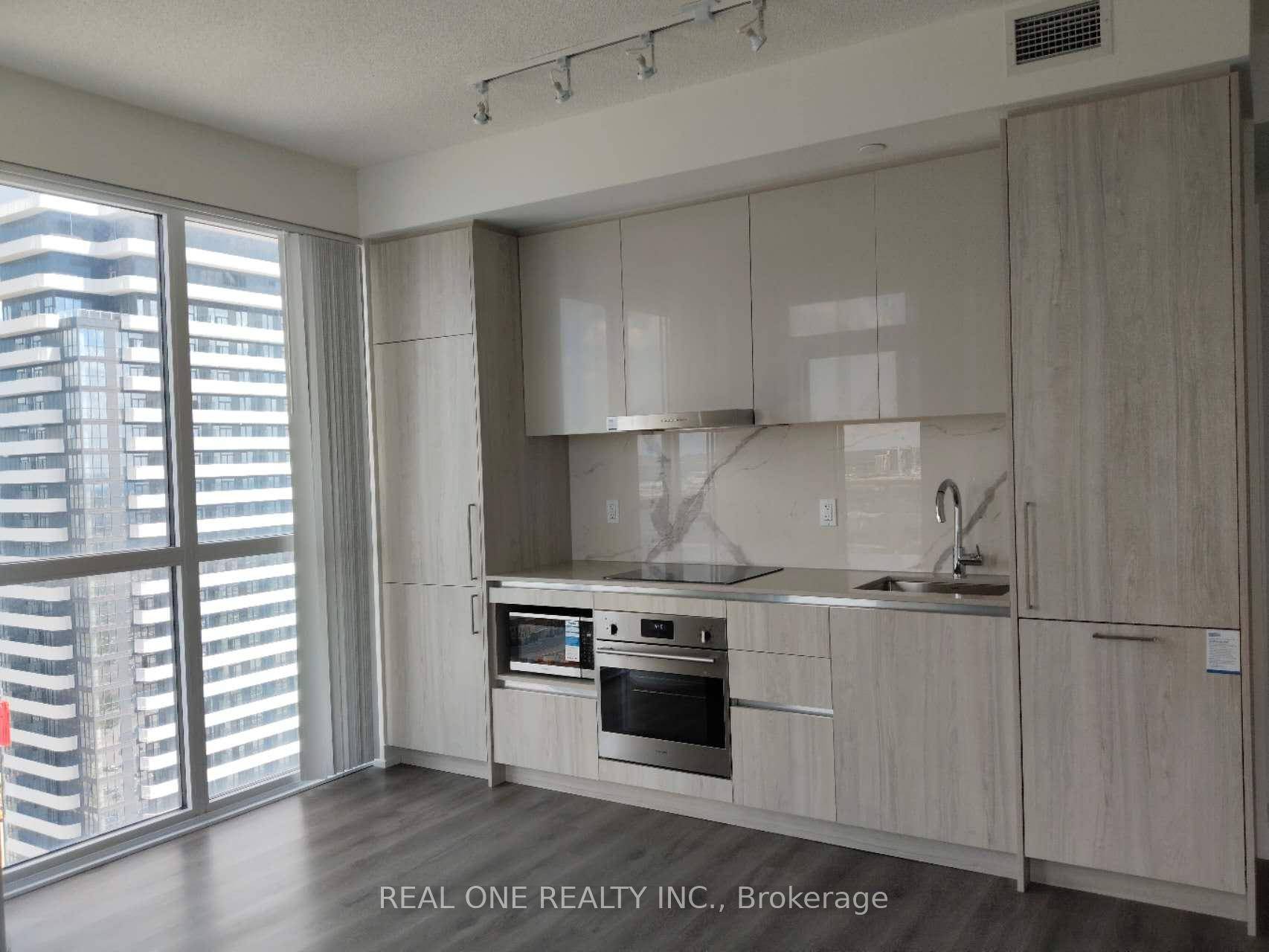 Festival Brand New 2 Bedroom Corner Suite In The Heart of Vaughan Metropolitan Centre !