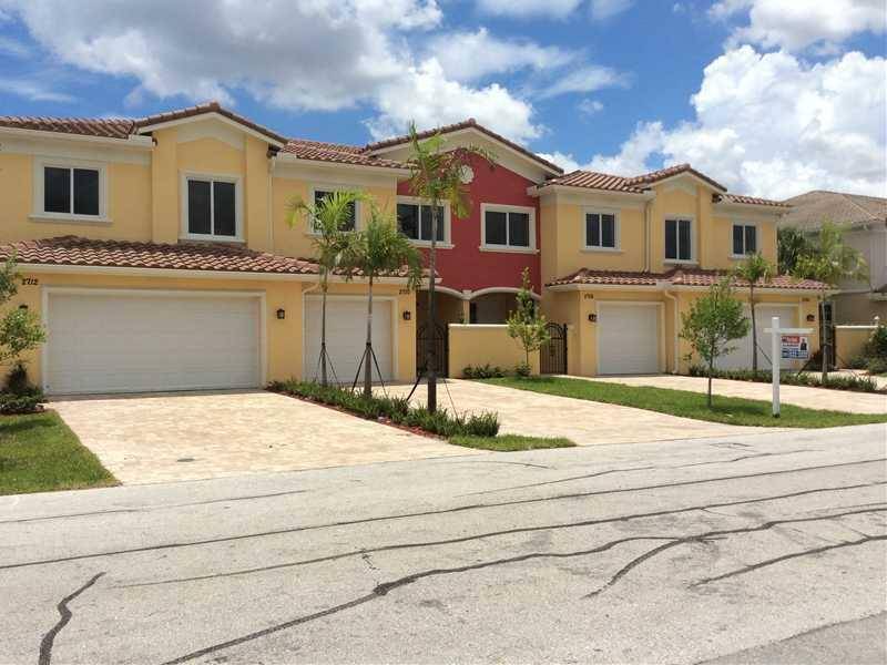 Great Location ! Tastefully decorated with neutral color walls that complement the upstairs.