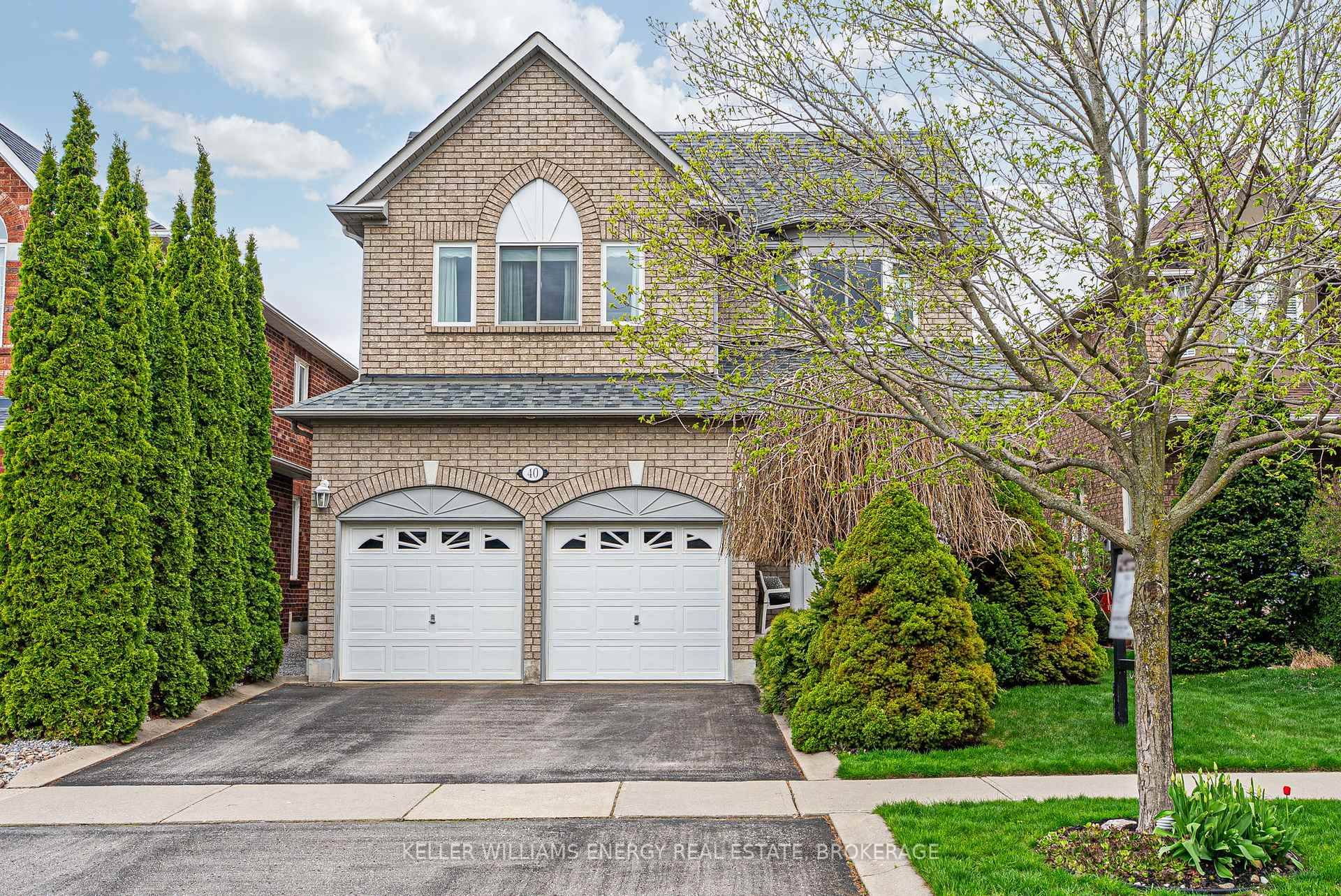 Stunning 2 Storey All Brick Home in the Highly Sought After Taunton North Community.