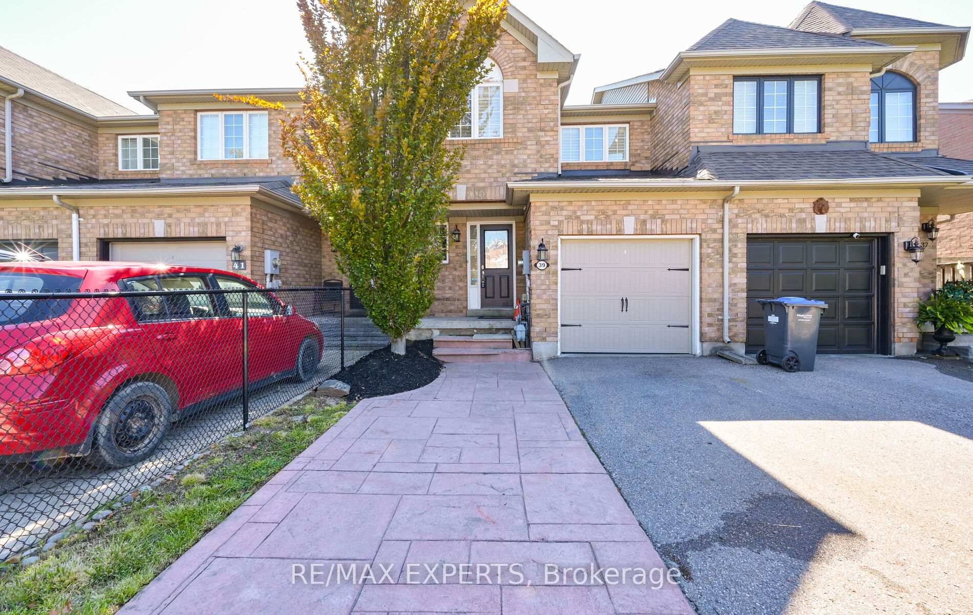 Welcome to your next home in the heart of family friendly South Bolton !