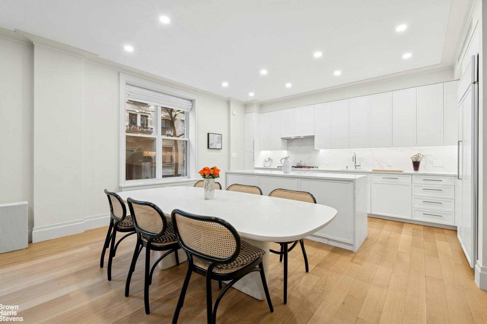 Welcome to 780 WEA M1 Step into luxury with this beautifully renovated duplex, offering four spacious bedrooms and 3.