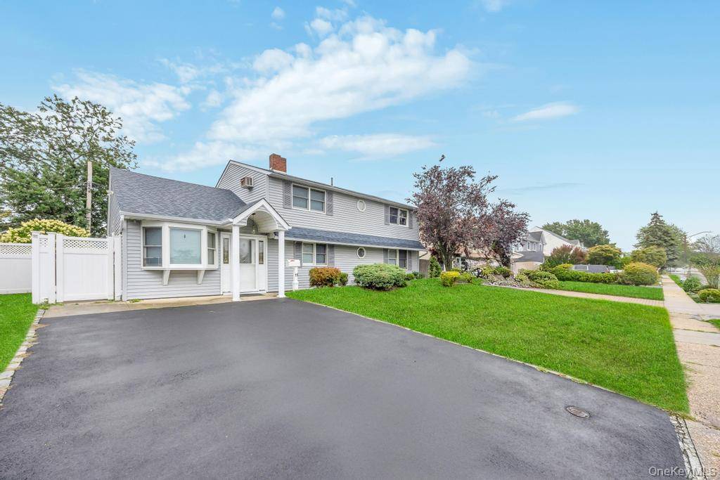 Beautiful Ranch Home Perfect for Extended Family !