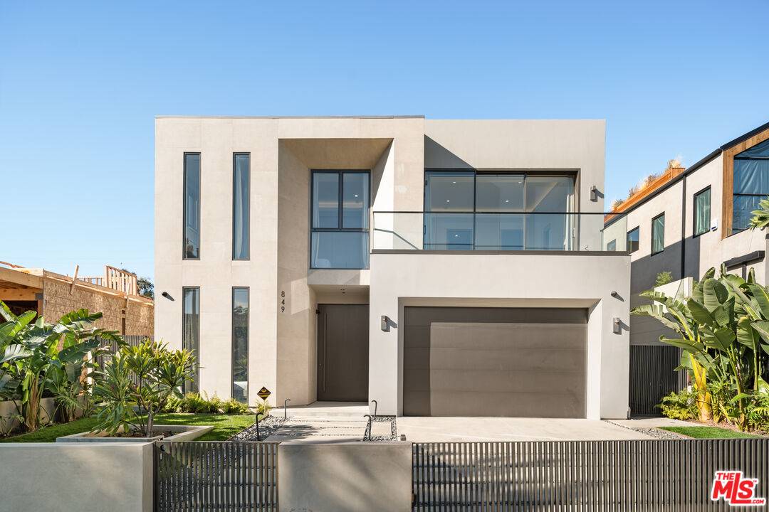 849  N Vista St 5BR Hollywood Hills East La