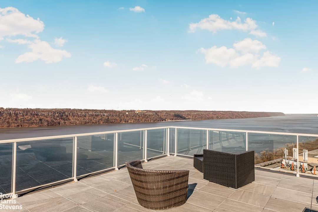 This sun drenched apartment offers a spacious open concept layout, featuring a modern kitchen with granite countertops, stainless steel appliances, and a Bosch dishwasher.