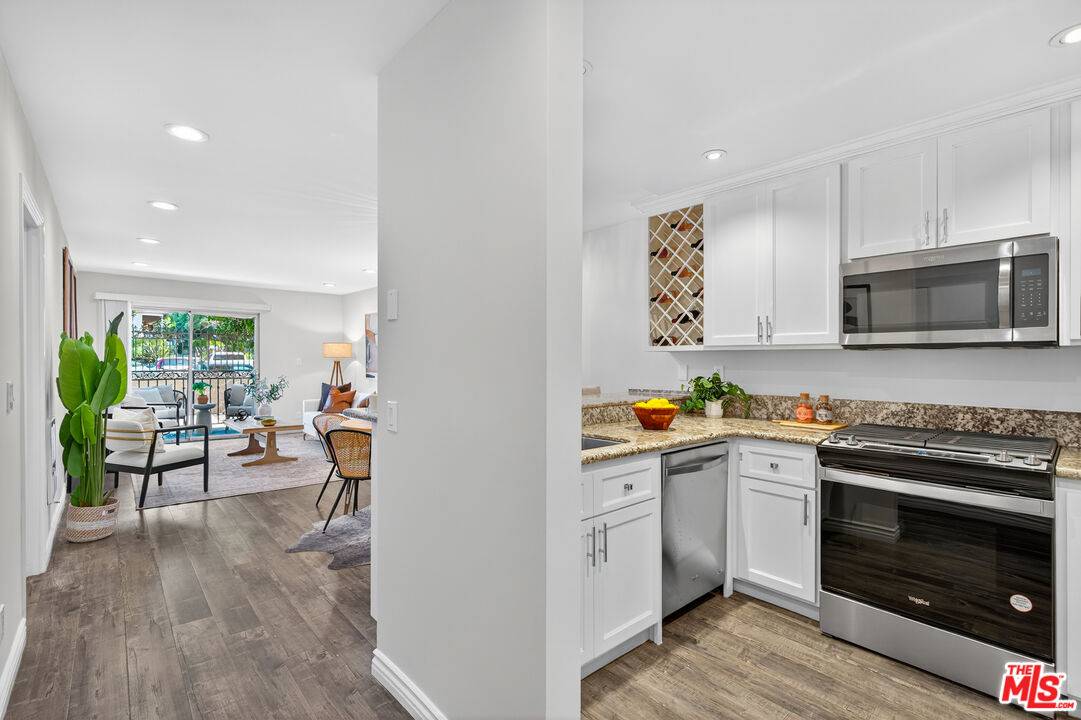 1125   Pico Blvd 2BR Santa Monica La