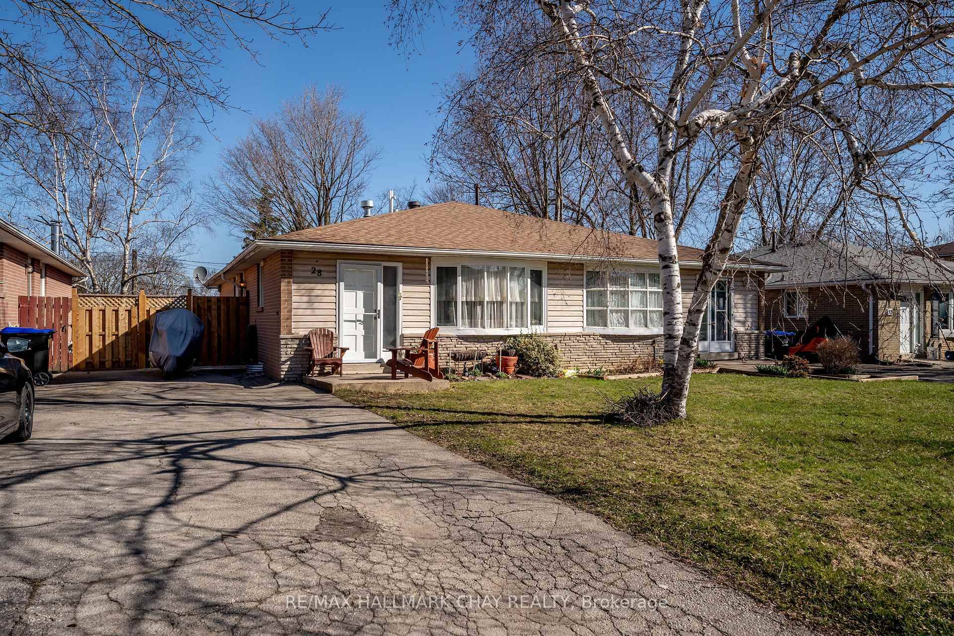 This charming and meticulously cared for home offers 3 spacious bedrooms plus a versatile den, and 2 full bathrooms, ideal for families or anyone seeking extra space.