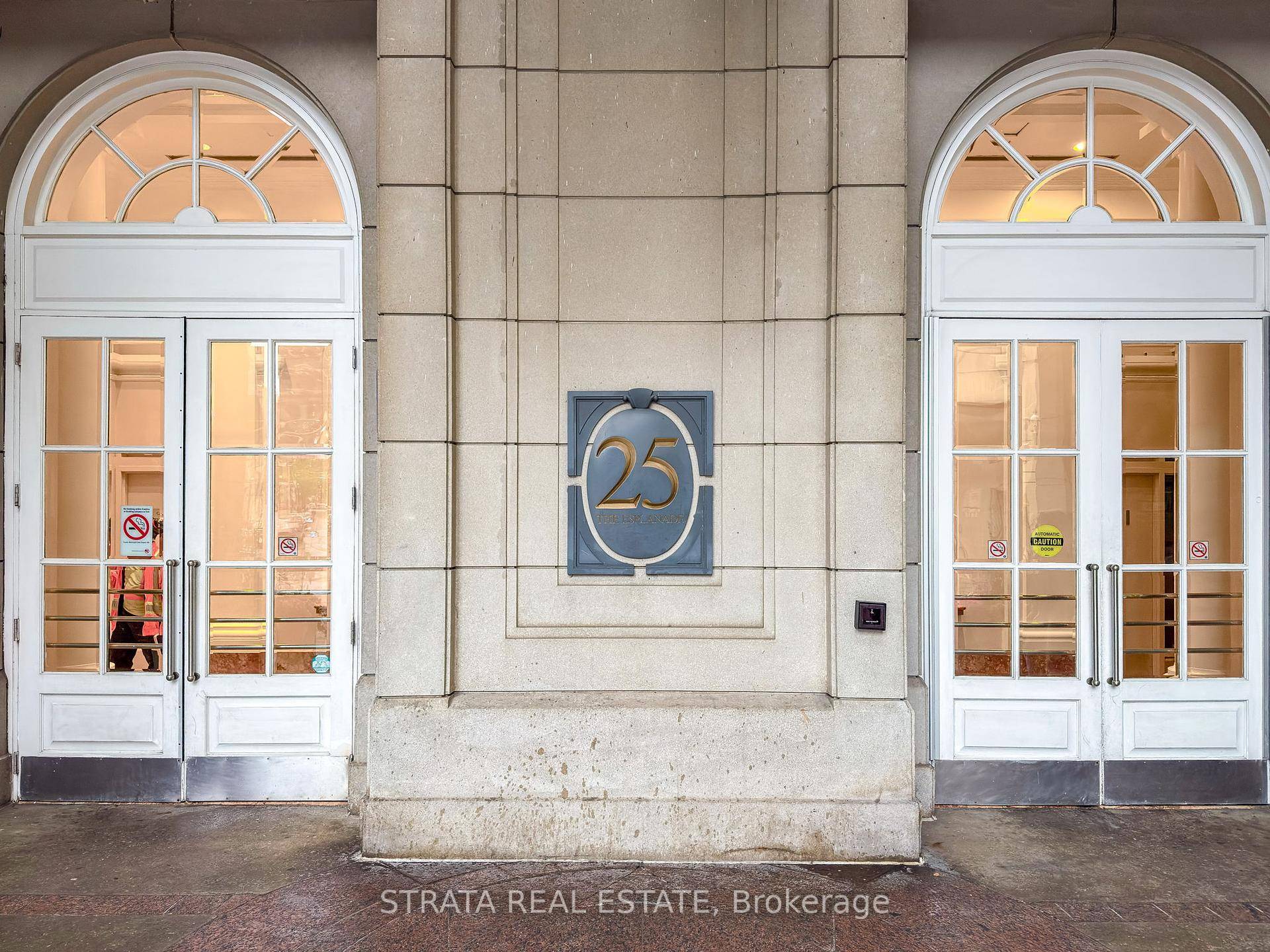 Top 5 Things We Love About Living at 25 The Esplanade !