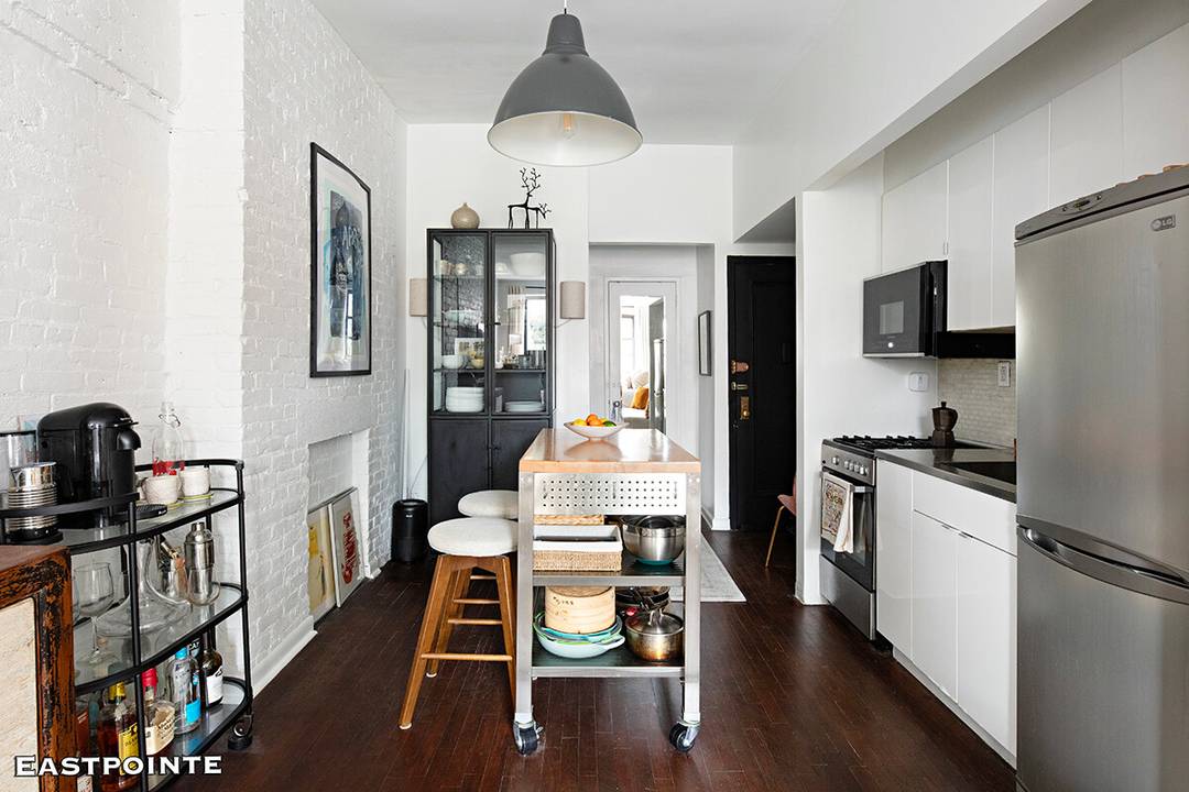 Welcome to Residence 4B, a charming loft like studio located on one of SoHo's most desirable blocks.