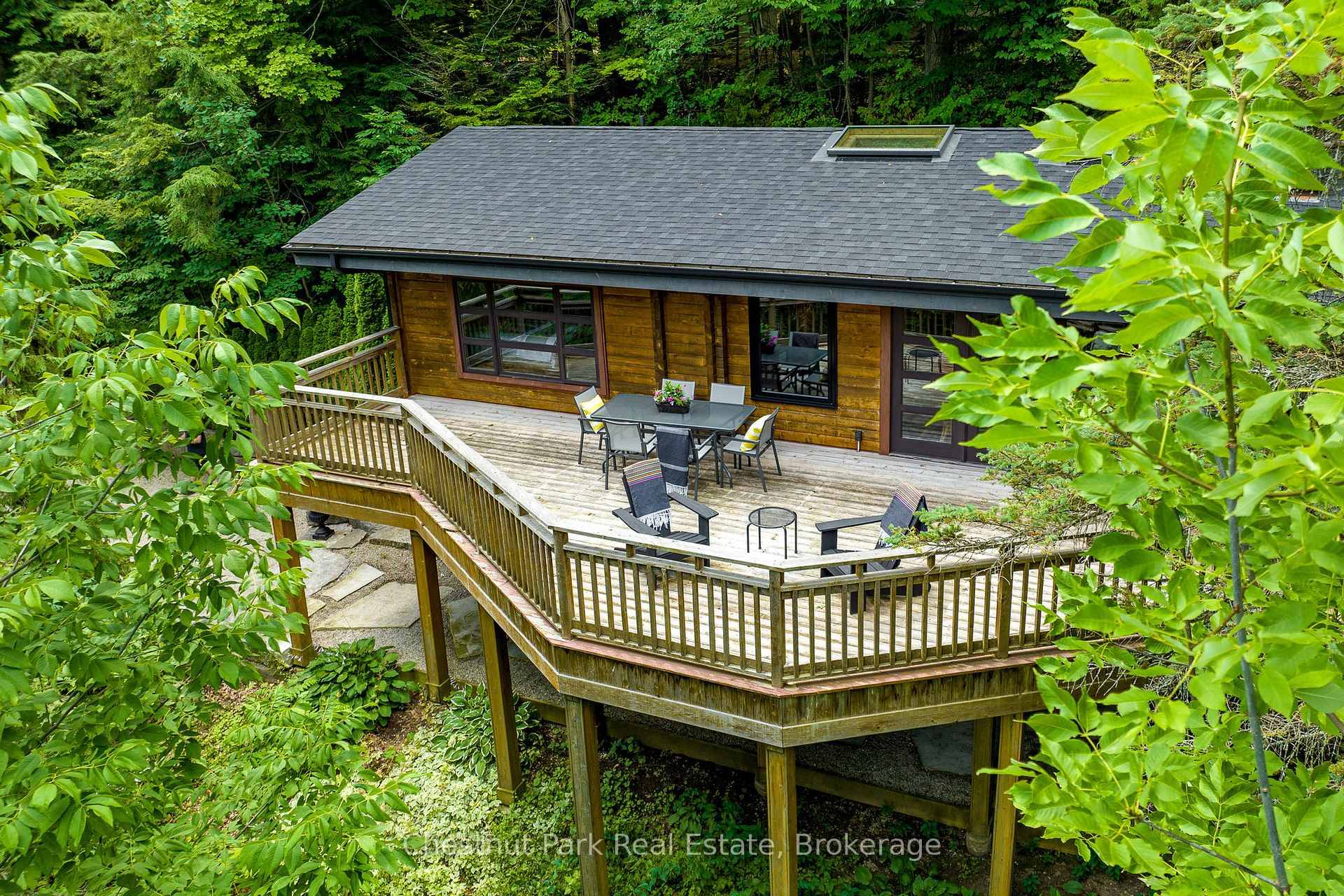 TURN KEY OPPORTUNITY IN CRAIGLEITH.
