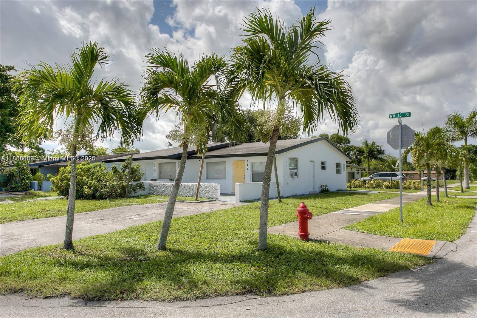 Beautiful Duplex For purchase each unit has 2 bedrooms 1 bath with a backyard.