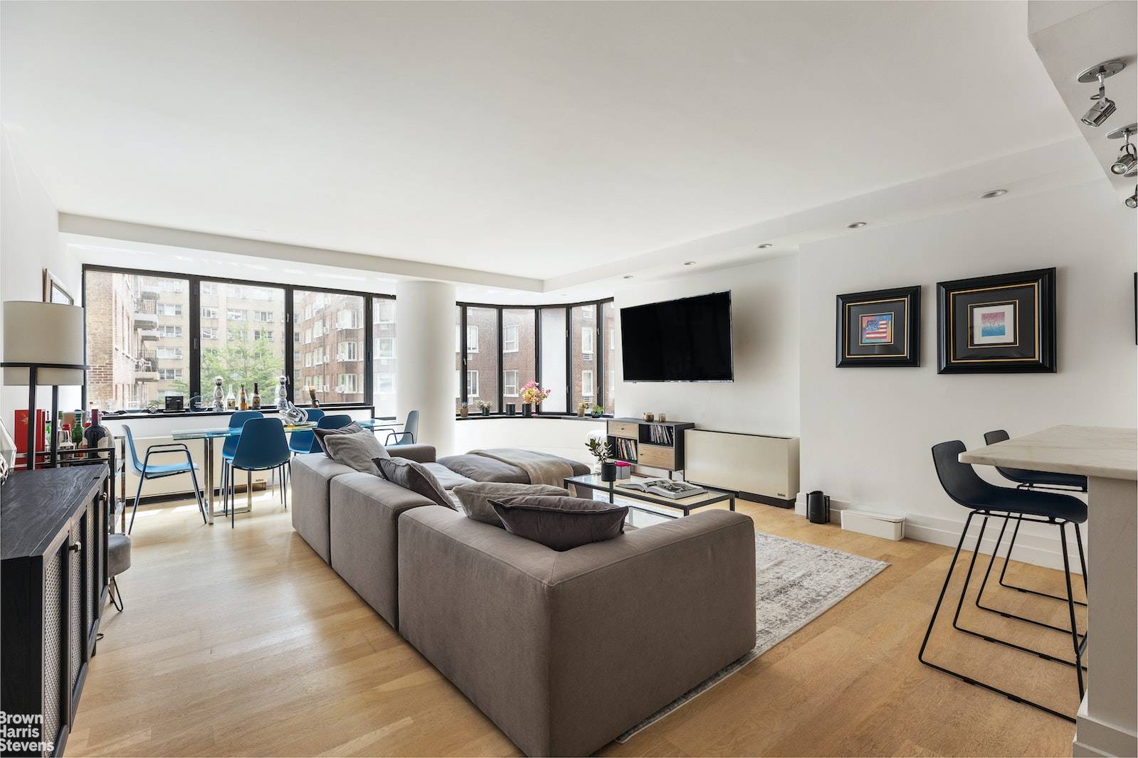 Welcome to Residence 7A, nestled in the iconic Morgan Court building in desirable Murray Hill.