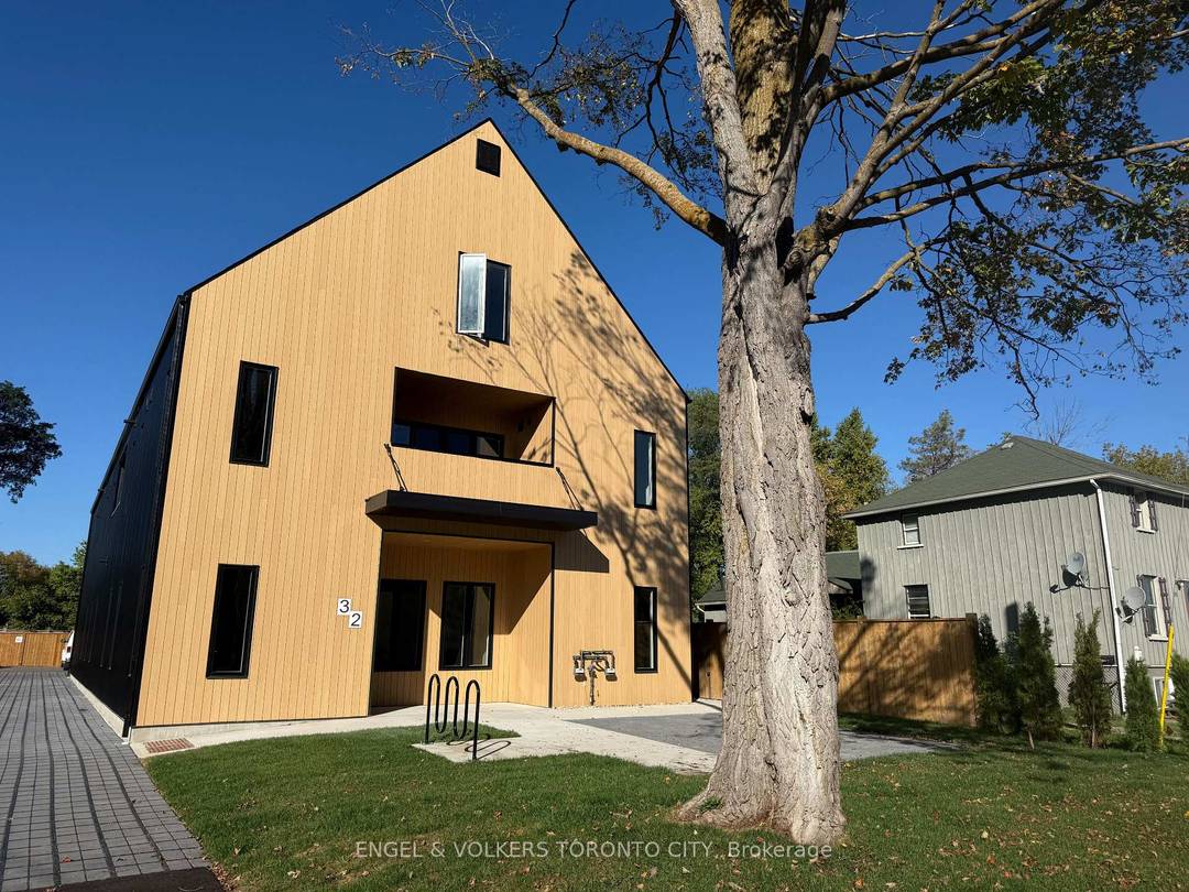 Prime Location at First amp ; Oak Street.