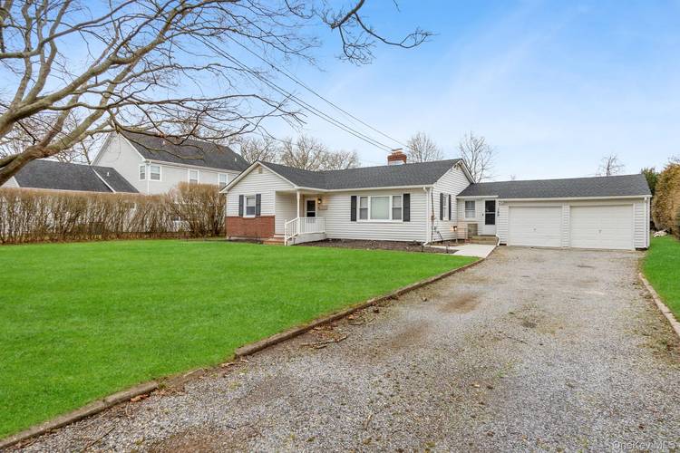 Located in Southampton Village !