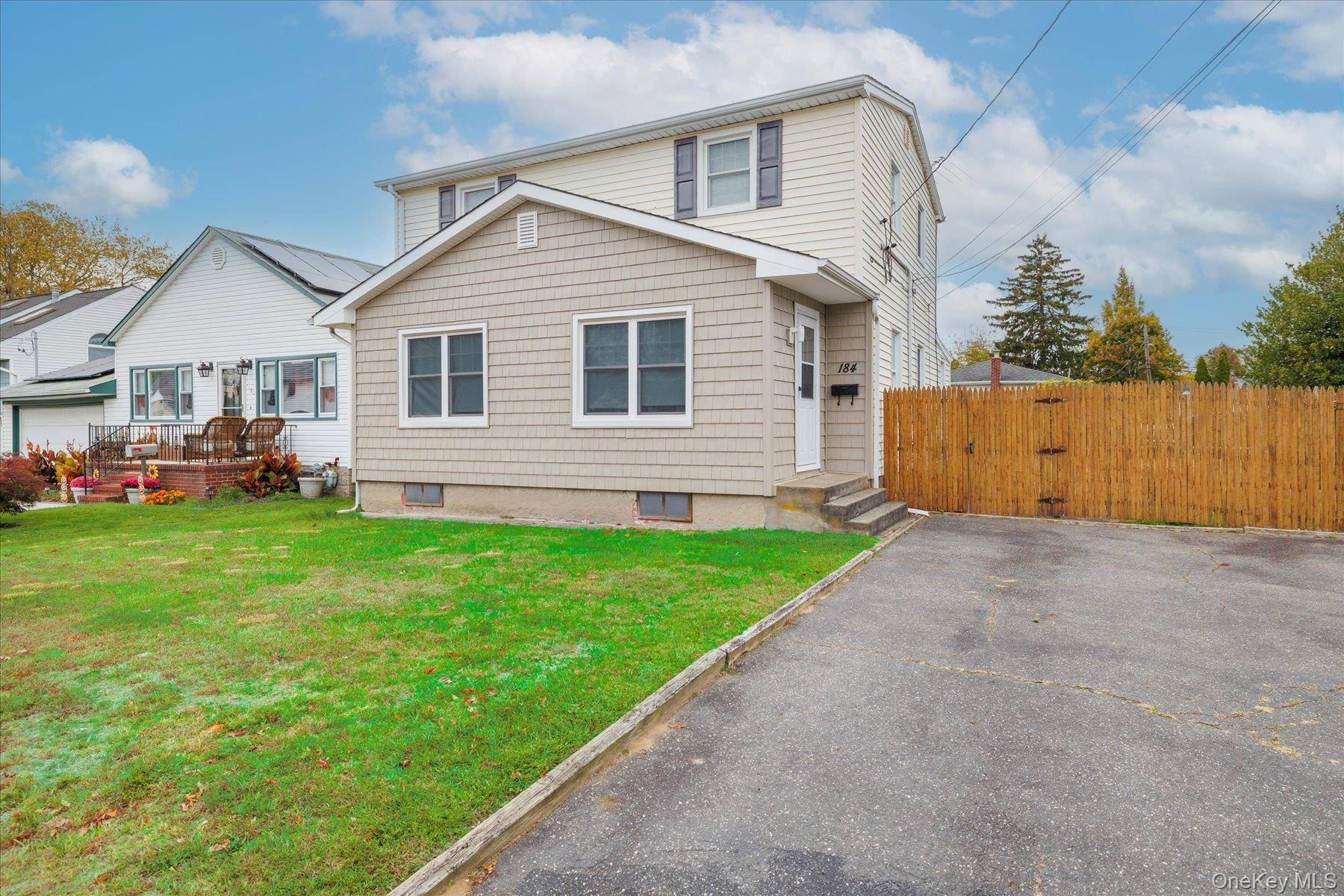 Calling all investors ! Welcome to 184 Dallas Street in Lindenhurst a large, expanded and dormered cape offering 5 bedrooms and 1.