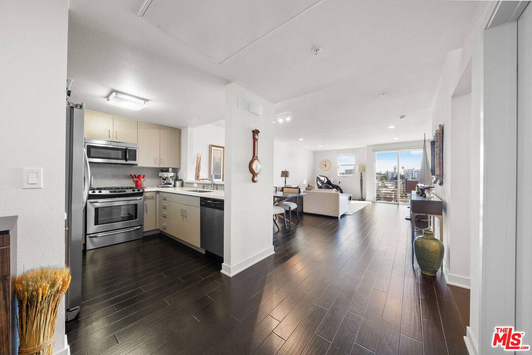 436 S Virgil Ave 3BR La